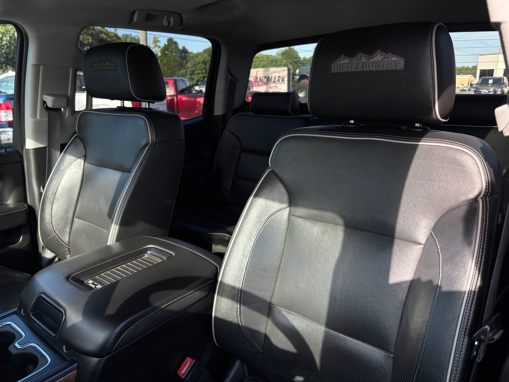 2019 Chevrolet Silverado 2500HD High Country photo 19