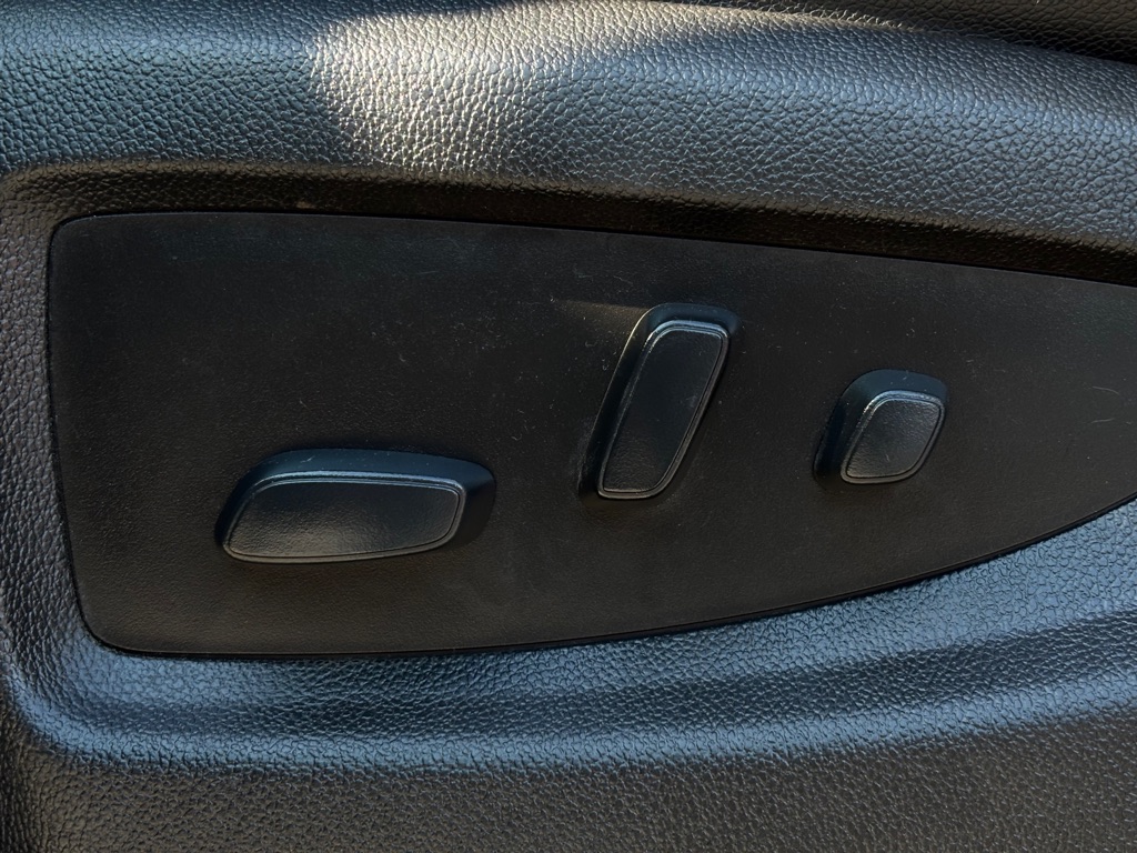 2019 Chevrolet Silverado 2500HD High Country photo 21