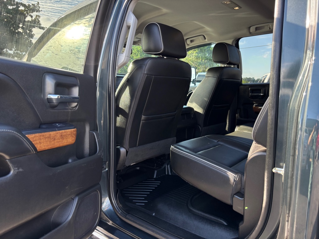2019 Chevrolet Silverado 2500HD High Country photo 25
