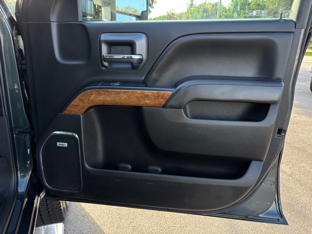 2019 Chevrolet Silverado 2500HD High Country photo 29