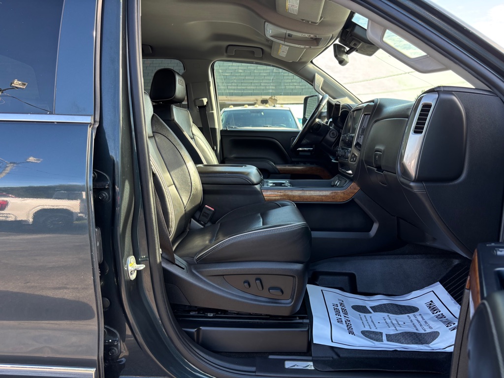 2019 Chevrolet Silverado 2500HD High Country photo 30