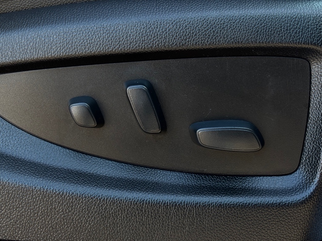 2019 Chevrolet Silverado 2500HD High Country photo 32