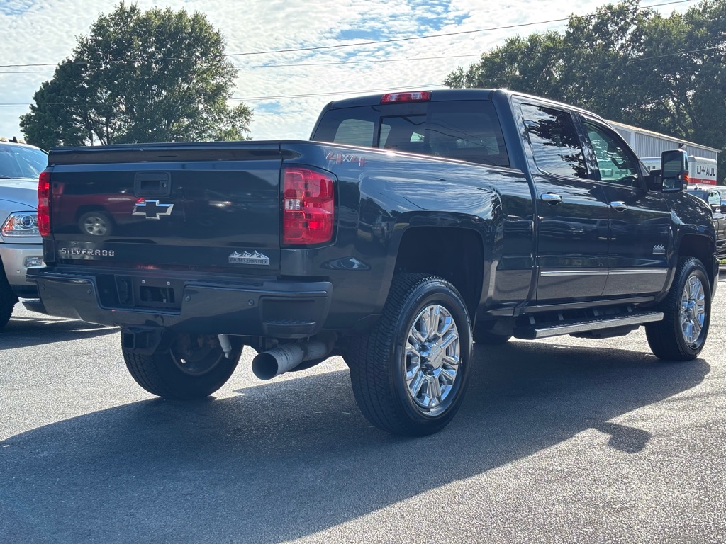 2019 Chevrolet Silverado 2500HD High Country photo 5