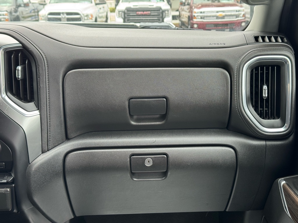 2020 Chevrolet Silverado 2500HD LT photo 35