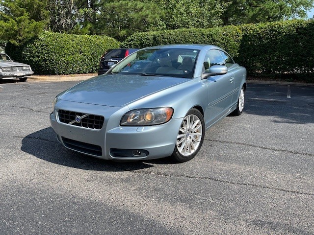 Volvo C70 T5 in Raleigh