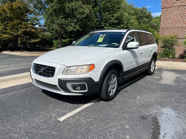 Volvo XC70 Cross Country in Raleigh