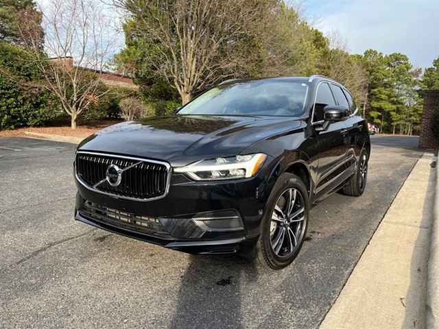 Volvo XC60 T6 Momentum AWD in Raleigh