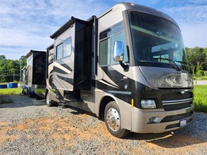 Picture of a 2012 Itasca Sun Cruiser35P -