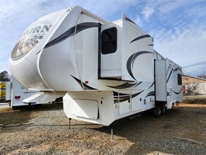 Picture of a 2013 Heartland Bighorn 3010RE -