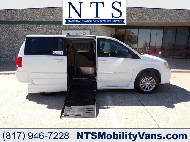 DODGE GRAND CARAVAN SE in Irving