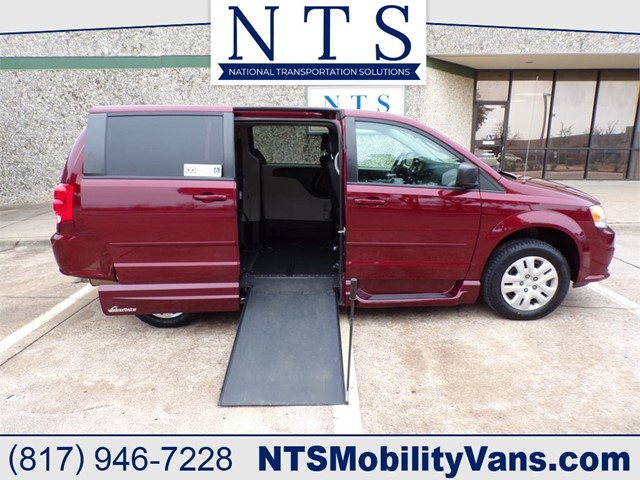 DODGE GRAND CARAVAN SE in Irving