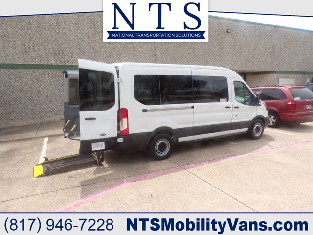 FORD TRANSIT 350 XL MID-ROOF in Irving