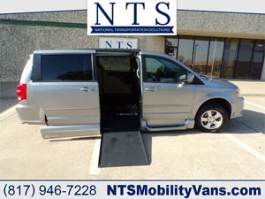 Picture of a 2013 DODGE GRAND CARAVAN SXT