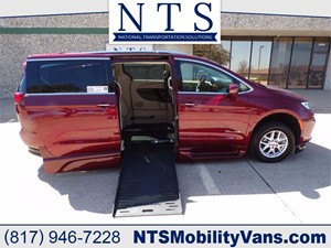 Picture of a 2021 CHRYSLER PACIFICA TOURING L