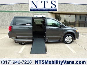 Picture of a 2016 DODGE GRAND CARAVAN SE