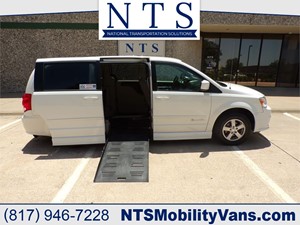 Picture of a 2012 DODGE GRAND CARAVAN SXT