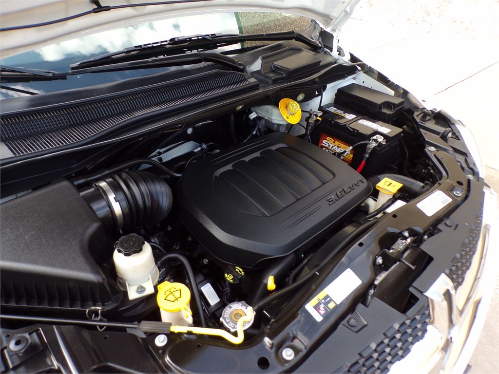 2019 Dodge Grand Caravan SE - Photo 16