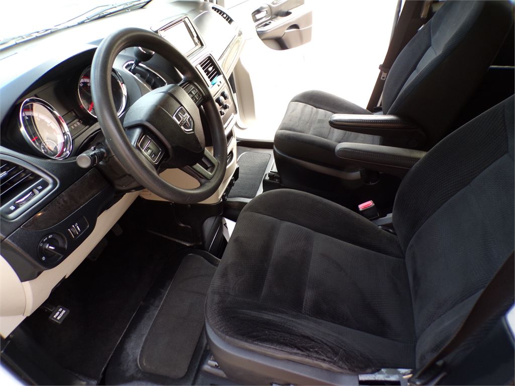 2019 Dodge Grand Caravan SE - Photo 18