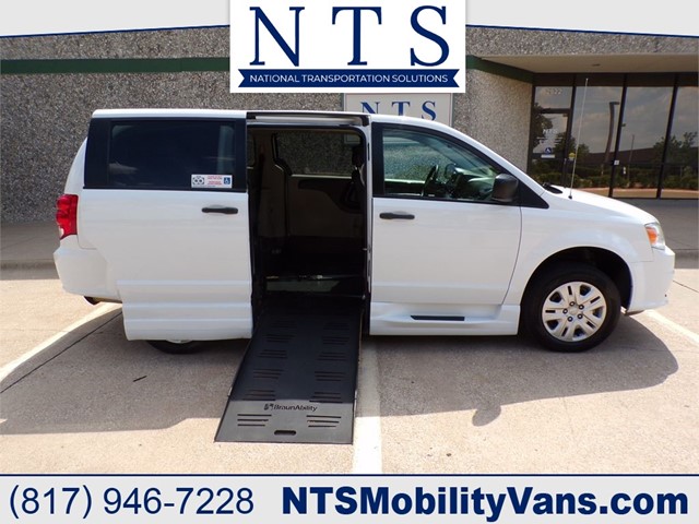 DODGE GRAND CARAVAN SE in Irving