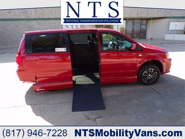 DODGE GRAND CARAVAN SE in Irving
