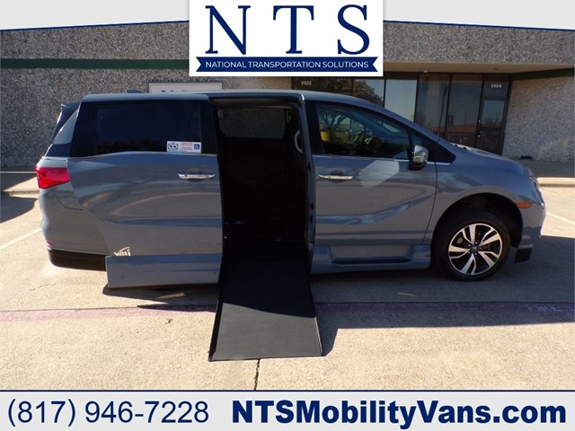 HONDA ODYSSEY TOURING in Irving