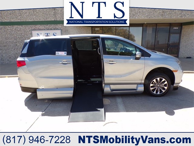 HONDA ODYSSEY EX-L in Irving