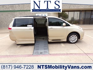 Picture of a 2012 TOYOTA SIENNA LMT PREM