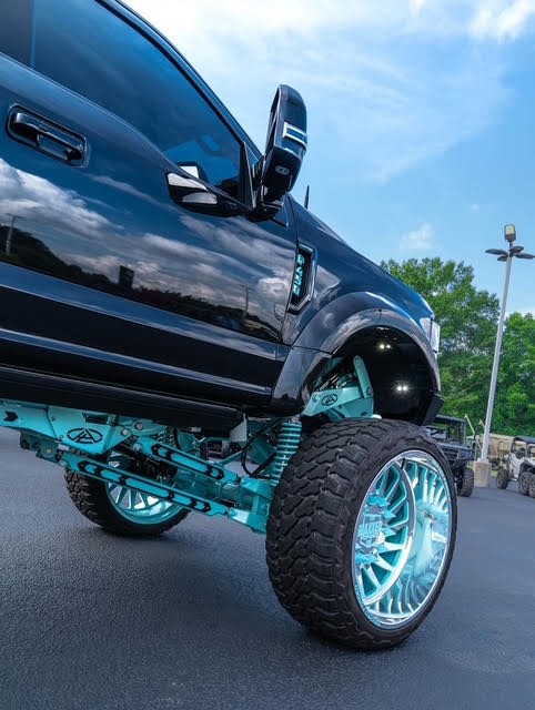 2022 Ford F-450 Super Duty Limited - Photo 12