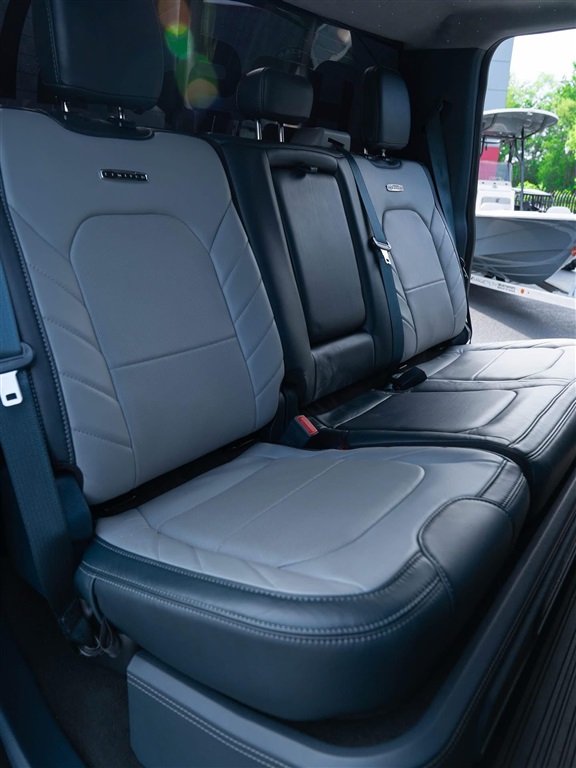 2022 Ford F-450 Super Duty Limited - Photo 15