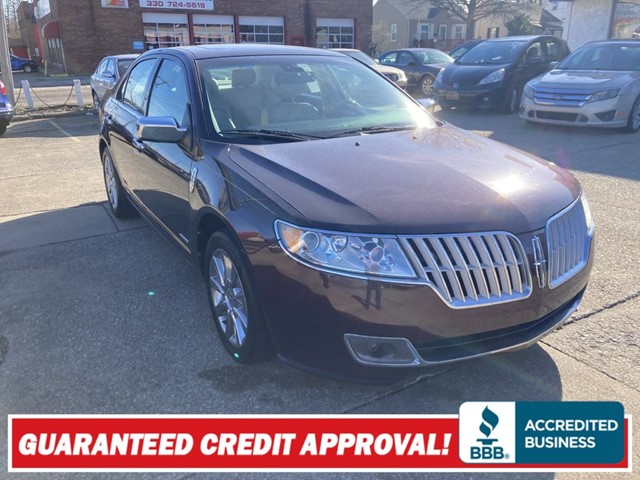 LINCOLN MKZ HYBRID in Akron