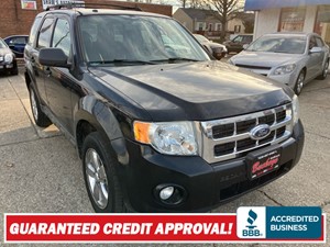 2009 FORD ESCAPE XLT Akron OH