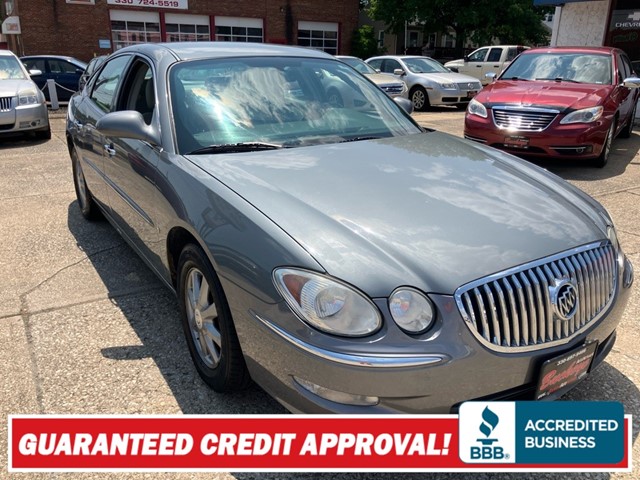 BUICK LACROSSE CXL in Akron