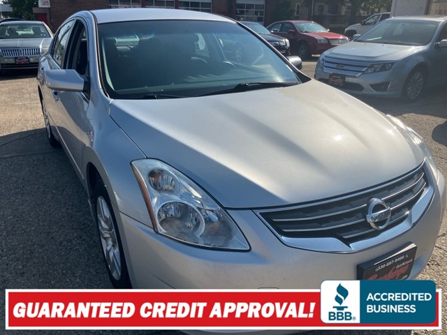 NISSAN ALTIMA BASE in Akron