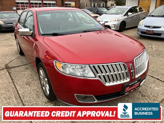 LINCOLN MKZ in Akron