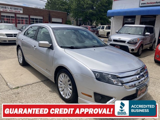 FORD FUSION HYBRID in Akron
