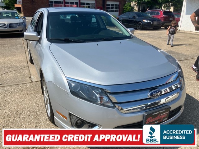 FORD FUSION SEL in Akron
