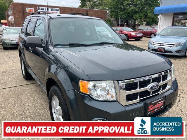 FORD ESCAPE XLT in Akron