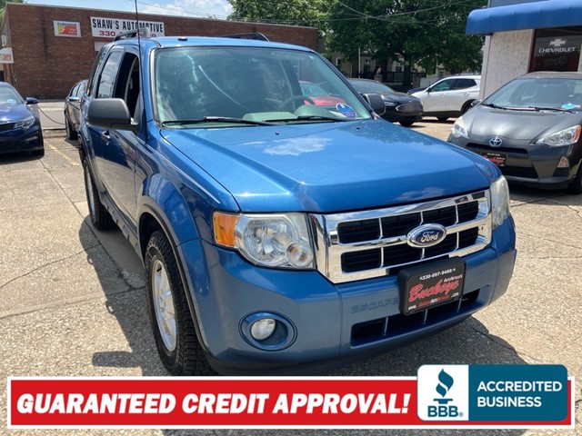 FORD ESCAPE XLT in Akron