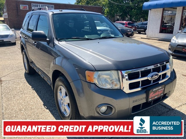 FORD ESCAPE XLT in Akron