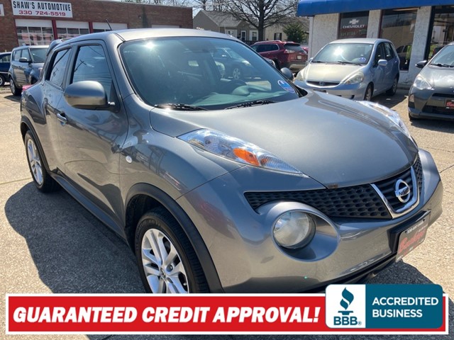 NISSAN JUKE SV in Akron