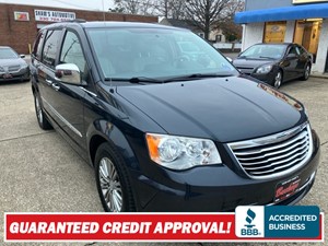 2014 CHRYSLER TOWN & COUNTRY TOURING L Akron OH