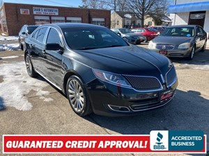2015 LINCOLN MKS Akron OH