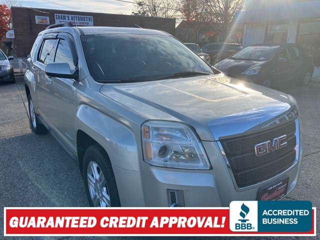 GMC TERRAIN SLT in Akron