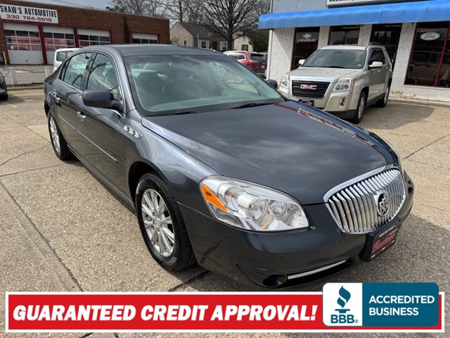 BUICK LUCERNE CXL in Akron