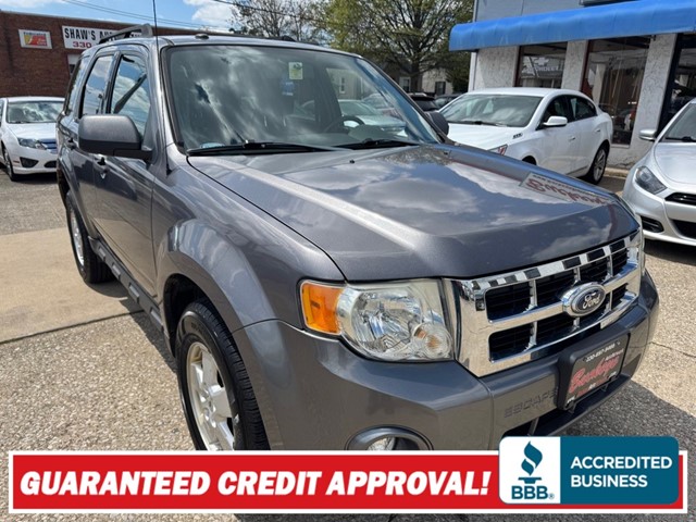 FORD ESCAPE XLT in Akron