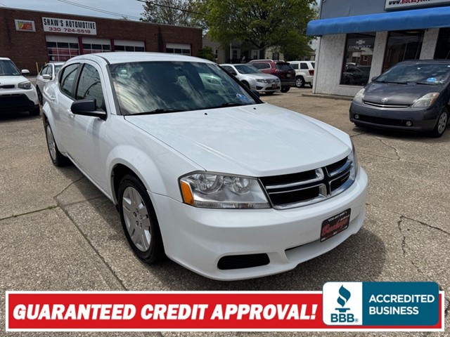 DODGE AVENGER SE in Akron