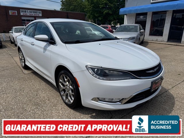 CHRYSLER 200 C in Akron