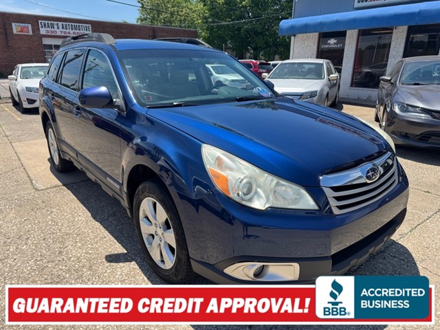 SUBARU OUTBACK 2.5I PREMIUM in Akron