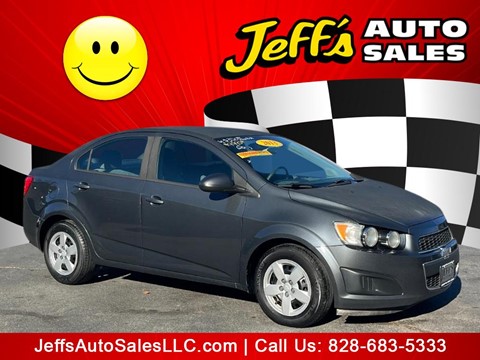 2013 Chevrolet Sonic LS Auto