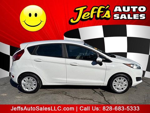 2015 Ford Fiesta SE